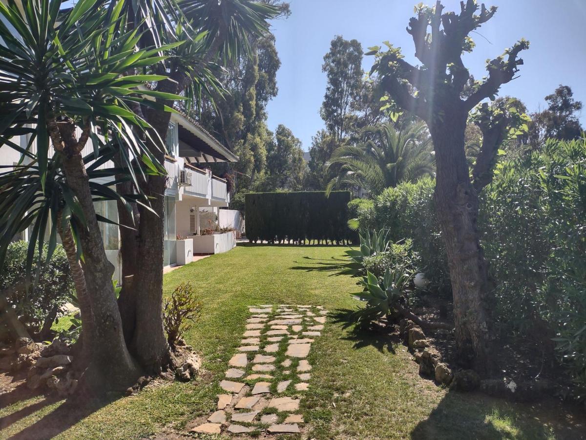מארבלה Puerto Banus Apartment Near Beachfront, Sunny Terrace, Pool, Tennis Court, Parking And Movies Projector מראה חיצוני תמונה